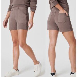 SPANX Stretch Twill Shorts Women's L Chino Smoke Stretch Cotton 6" Inseam Preppy